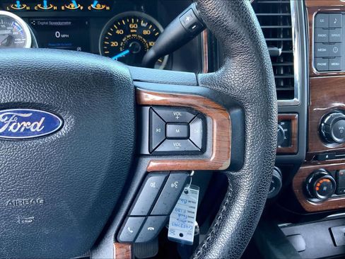 Used 2016 Ford F150 XLT w/ Equipment Group 301A Mid AWD/4WD image 25