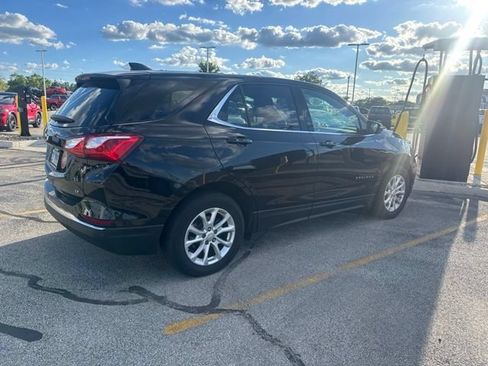 Used 2018 Chevrolet Equinox LT FWD image 3