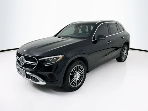 Certified 2026 Mercedes-Benz GLC 300 4MATIC image 3