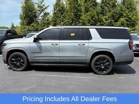 Used 2023 Chevrolet Suburban RST w/ Luxury Package AWD/4WD image 4