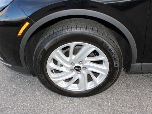 Used 2023 Lincoln Corsair Standard image 10