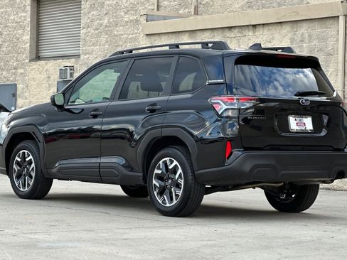 Certified 2025 Subaru Forester Premium w/ Convenience Package #1 image 5