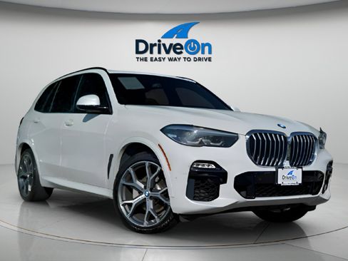 Used 2021 BMW X5 xDrive40i w/ M Sport Package AWD/4WD image 12
