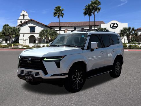 Used 2024 Lexus GX 550 w/ Accessory Package (Z1) AWD/4WD image 5