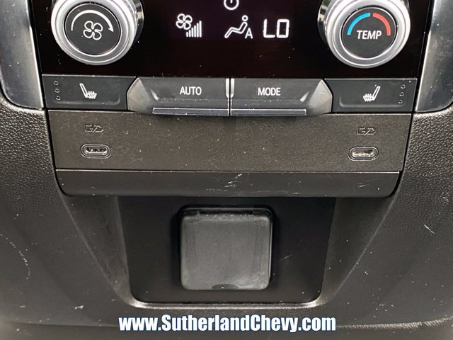 Used 2025 GMC Yukon Denali AWD/4WD image 53