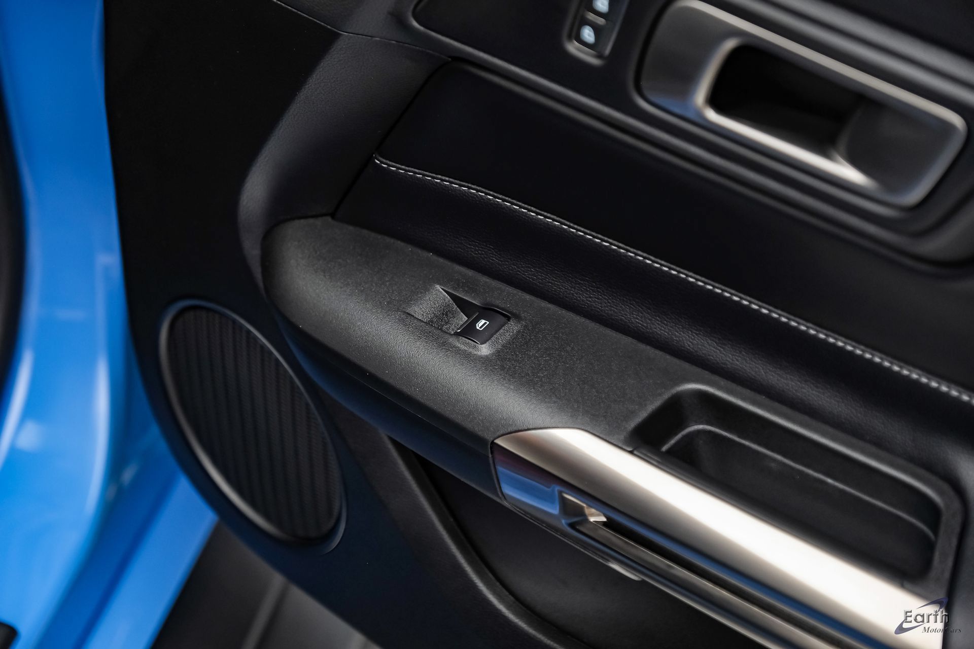 Used 2022 Ford Mustang Shelby GT500 w/ Technology Package RWD image 87