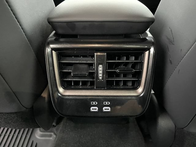 Used 2026 Toyota Crown AWD/4WD image 21