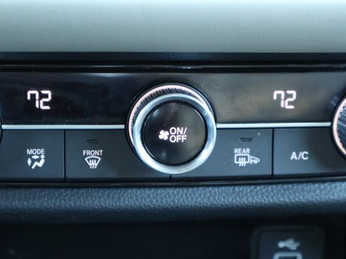 Used 2024 Honda HR-V EX-L image 29