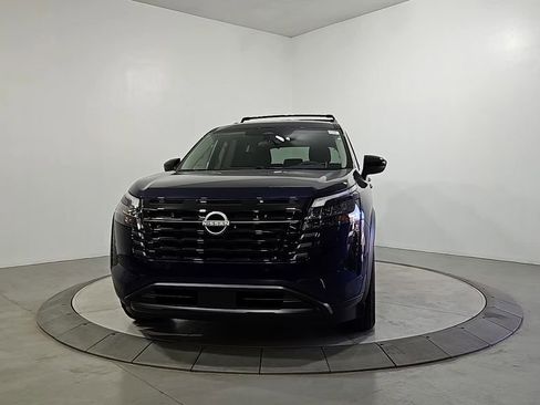 New 2026 Nissan Pathfinder SV image 8