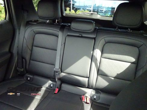 New 2026 Chevrolet Equinox LT w/ Convenience Package II image 14