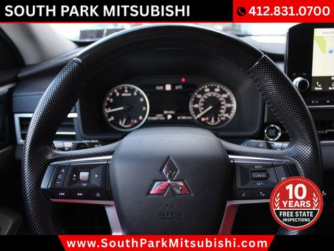 Used 2022 Mitsubishi Outlander SE image 17
