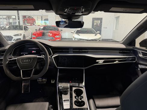 Used 2025 Audi RS 7 Performance AWD/4WD image 13