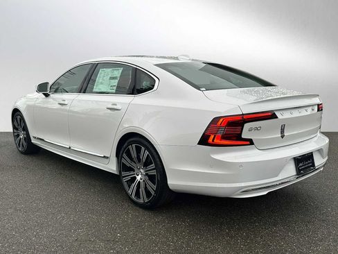 New 2025 Volvo S90 B6 Plus w/ Protection Package Premier image 5
