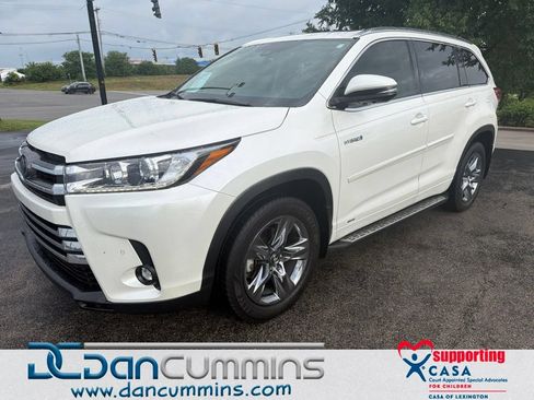 Used 2019 Toyota Highlander Limited Platinum AWD/4WD image 1