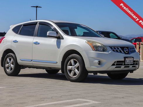 Used 2013 Nissan Rogue S w/ Special Edition Pkg FWD image 3
