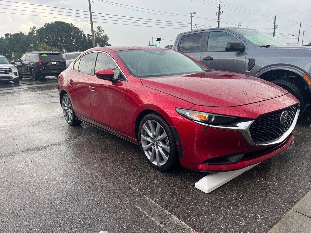 Used 2022 MAZDA MAZDA3 s FWD image 2