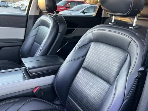 Used 2024 Lincoln Nautilus Reserve image 35