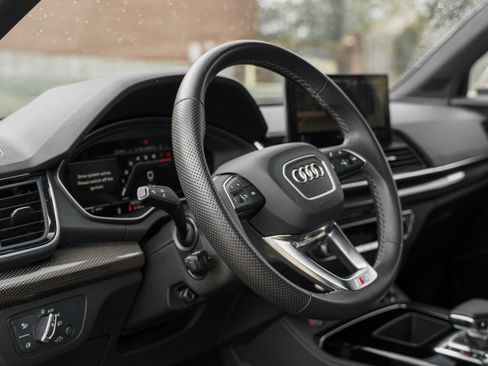 Certified 2025 Audi SQ5 Premium Plus w/ Premium Plus Package AWD/4WD image 9