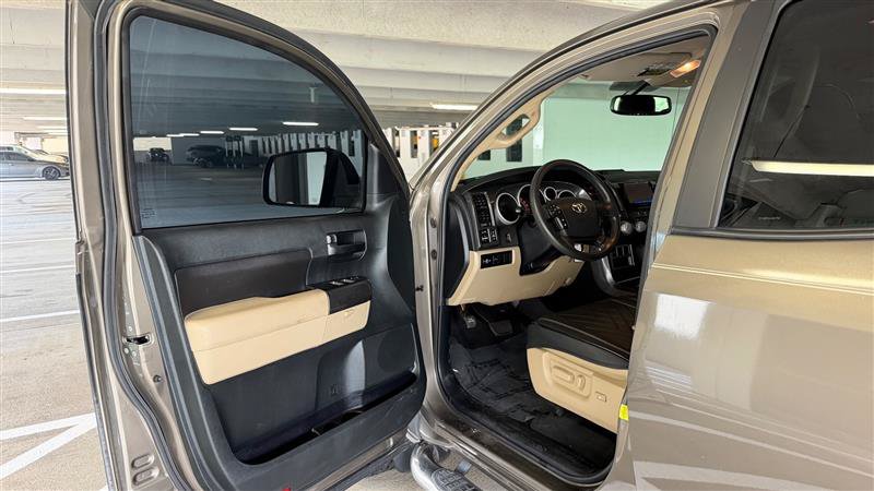 Used 2012 Toyota Tundra 2WD Double Cab w/ SR5 Pkg image 18