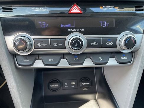 Used 2020 Hyundai Elantra SEL w/ Cargo Package (C1) image 32