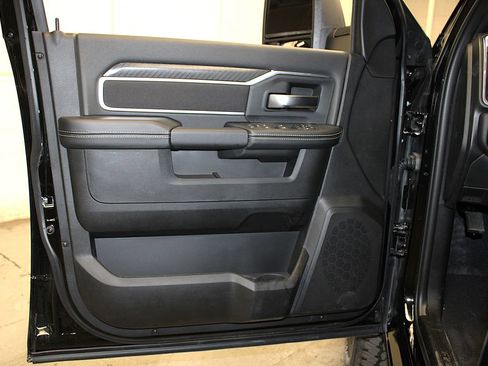 New 2026 RAM 2500 Big Horn AWD/4WD image 28