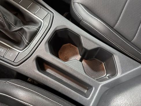 Certified 2022 Volkswagen Jetta SE image 20