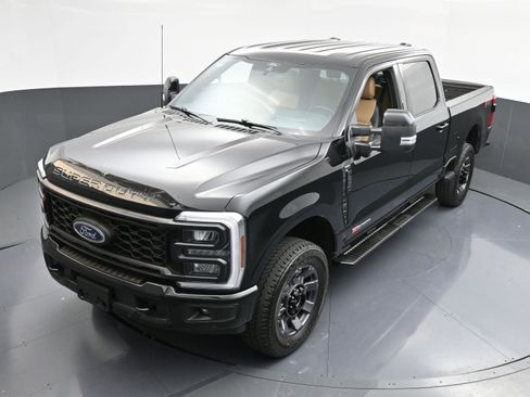 Used 2024 Ford F250 Lariat w/ Lariat Ultimate Package image 32