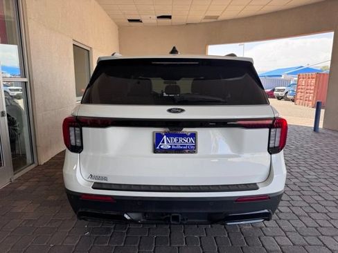Certified 2026 Ford Explorer ST-Line RWD image 4