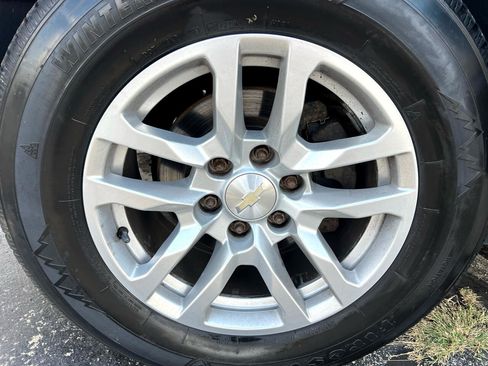 Used 2012 Chevrolet Avalanche LT image 8