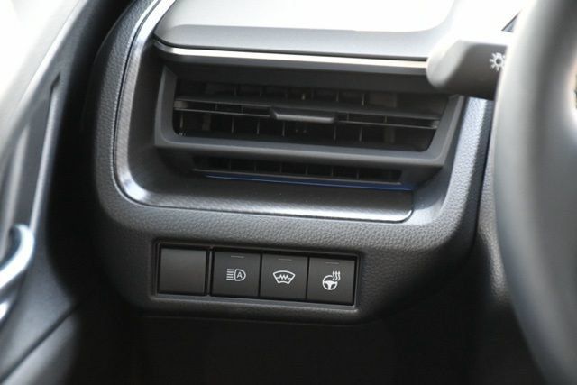 New 2026 Toyota Prius Plug-In Hybrid FWD image 22
