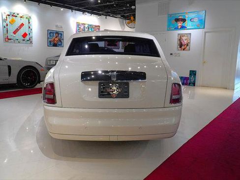 Used 2009 Rolls-Royce Phantom Sedan image 12