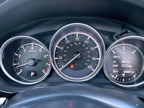 Used 2018 MAZDA CX-5 Touring image 13