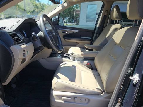 Used 2017 Honda Pilot EX-L image 10
