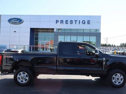 New 2026 Ford F350 XLT w/ FX4 Off-Road Package AWD/4WD image 13