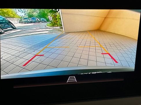 Used 2025 Buick Envista Preferred image 17