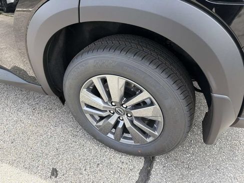 New 2026 Nissan Pathfinder SV AWD/4WD image 8