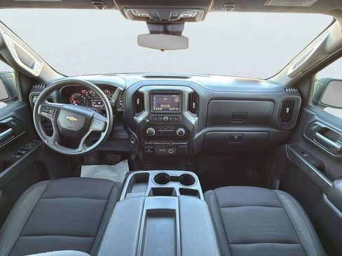 Used 2023 Chevrolet Silverado 1500 Custom image 9