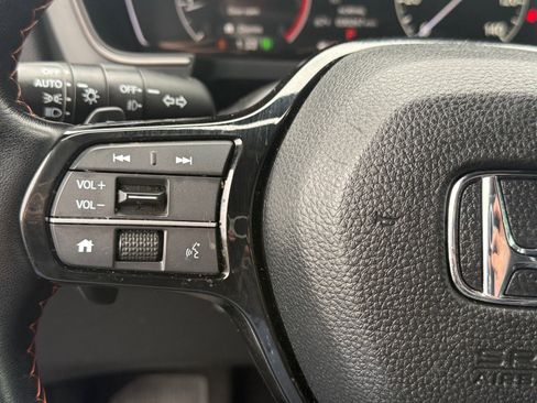 Used 2024 Honda Pilot TrailSport image 13