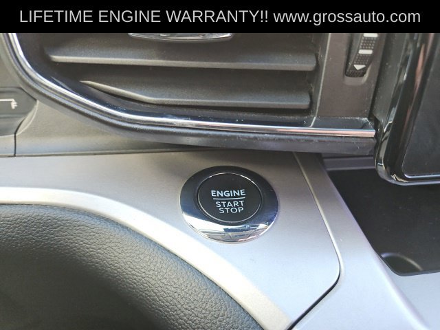 Used 2023 Ford Explorer XLT w/ Equipment Group 202A AWD/4WD image 23