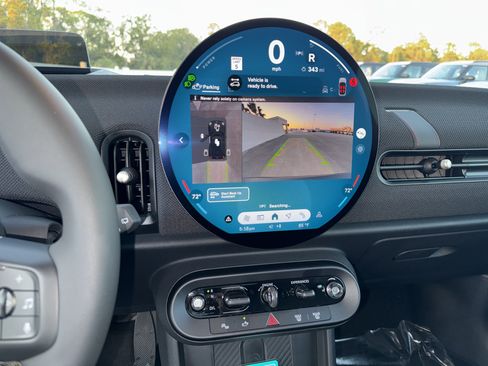 New 2026 MINI Cooper 2-Door Hardtop image 18