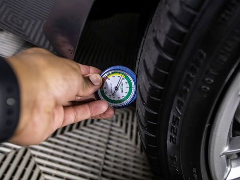 Used 2023 BMW 330e w/ Premium Package image 48