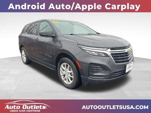 Used 2022 Chevrolet Equinox LS image 1