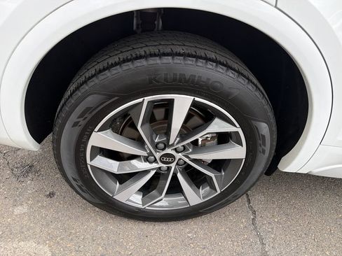 Used 2024 Audi Q5 2.0T Premium AWD/4WD image 32
