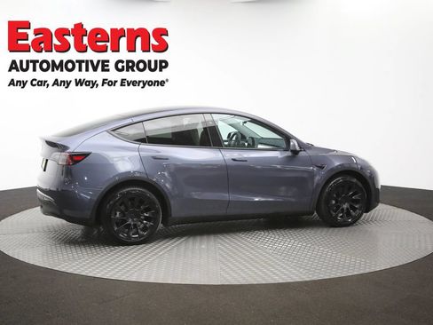Used 2023 Tesla Model Y AWD image 38