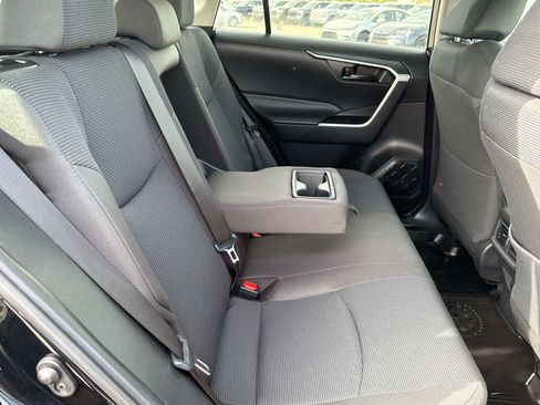 Used 2024 Toyota RAV4 LE AWD/4WD image 16