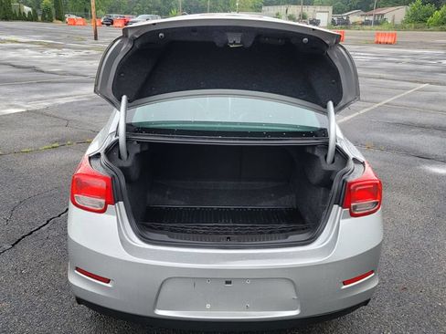 Used 2015 Chevrolet Malibu LT FWD image 11
