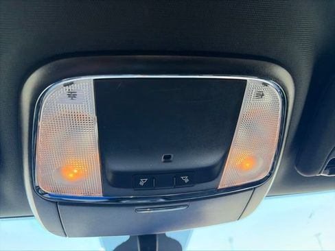 Used 2021 Jeep Grand Cherokee Laredo RWD image 25
