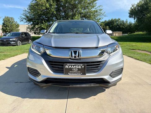 Used 2022 Honda HR-V LX image 9