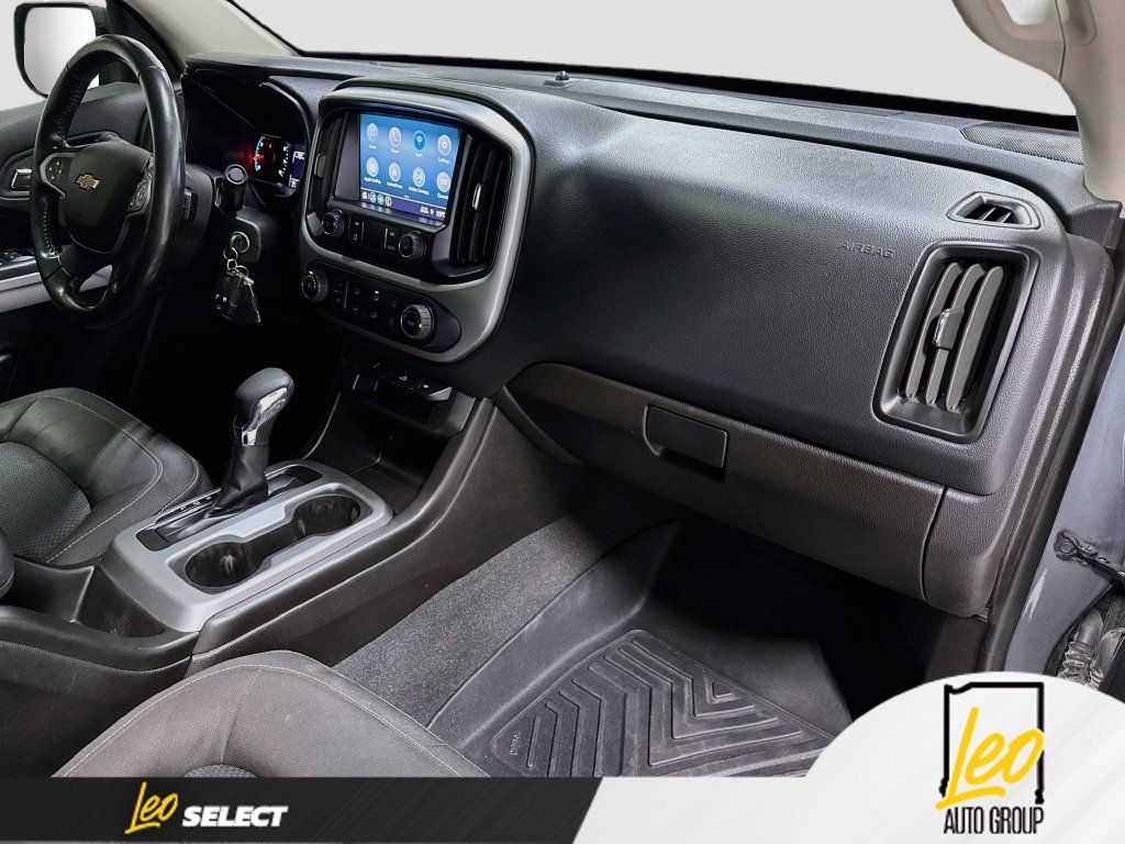 Used 2022 Chevrolet Colorado LT w/ LT Convenience Package AWD/4WD image 29