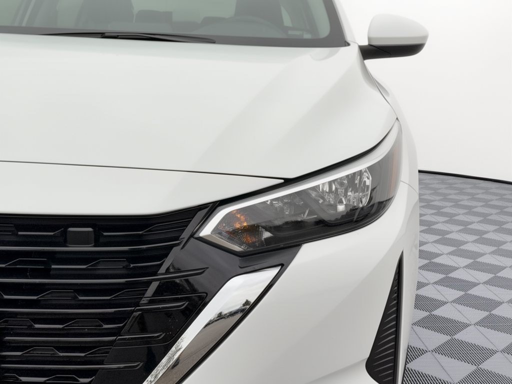 Used 2025 Nissan Sentra SV FWD image 12